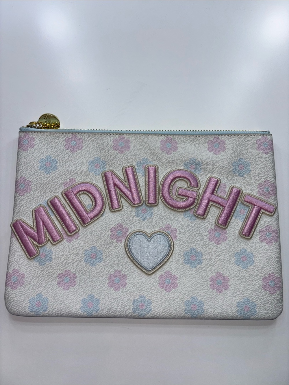 Stoney Clover Lane “Midnight” Vegan Slim Daisy Pouch